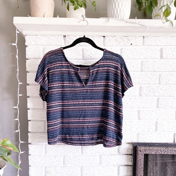 American Eagle Outfitters knit top - Picture 1 of 5